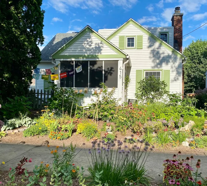 Cozy Atwood Apartment - Close to everything! - Image 1