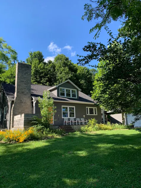 Entire home on 7 acres - unwind near campus/town - Image 1