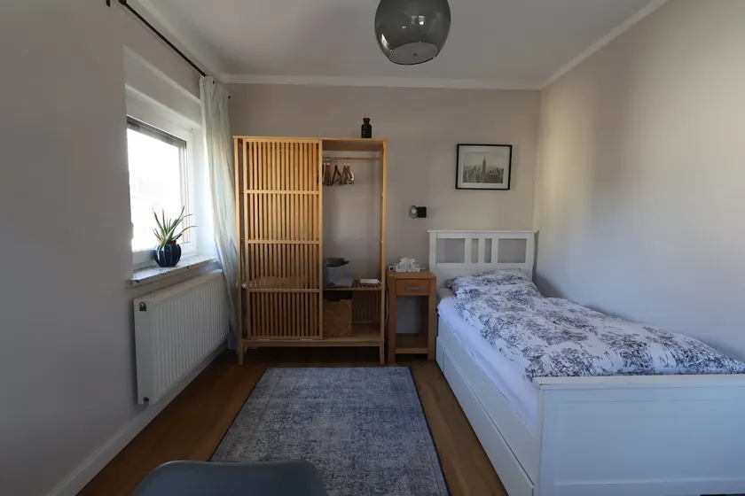 5-room apartment near the train station - 24/7 self-check-in - Image 1