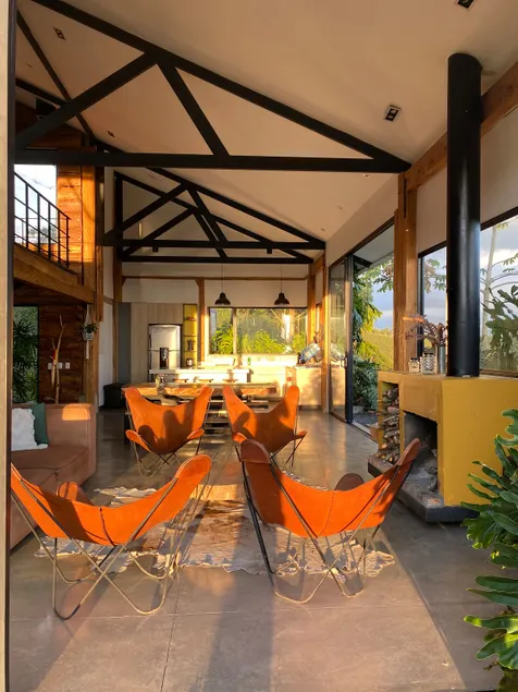 Country house with campfire and nature in Filandia - Image 1
