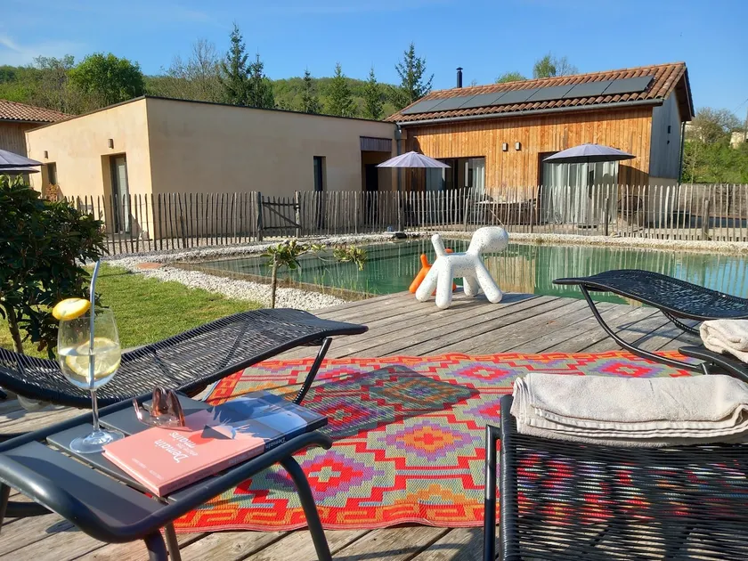Eco-friendly gîte in the countryside with swimming pool - Image 1