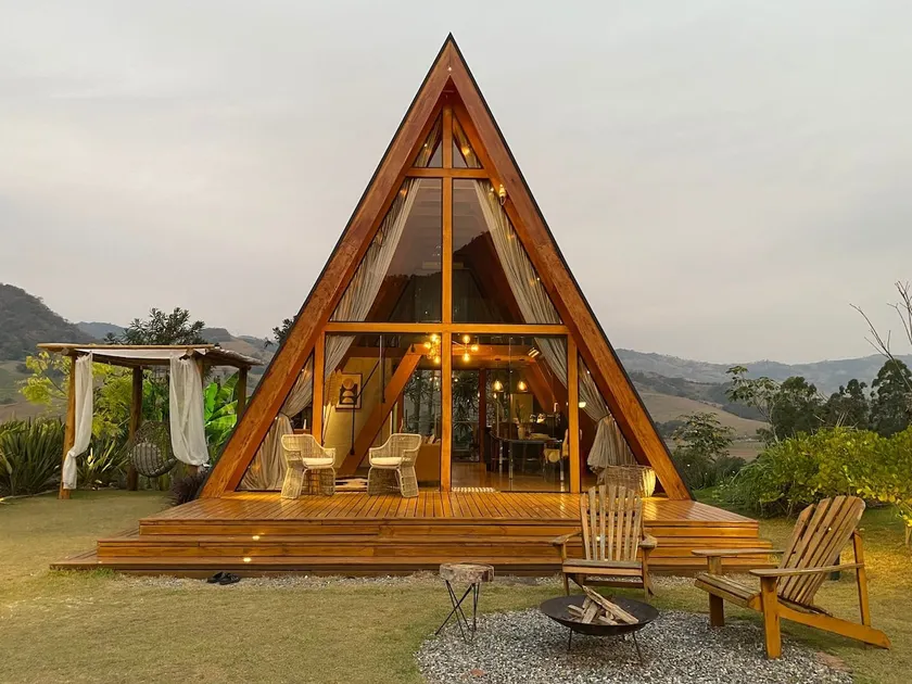Cabana do Sossego Refuge in Serra da Mantiqueira - Image 1