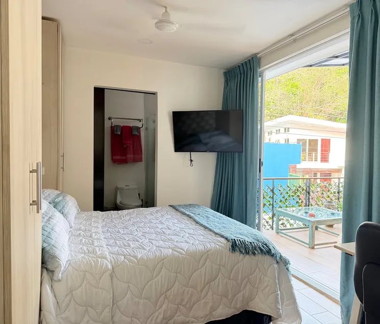 Nice and cozy Studio Apartment with Mountain View - Image 1