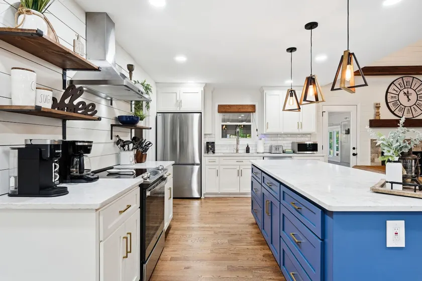 3King B| Pet-Friendly | Walk to DT | Near Baseball - Image 1