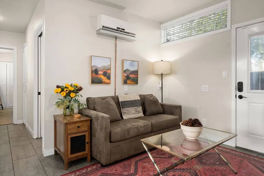 Hot Tub | EV Charger | Pet Friendly | - Image 1
