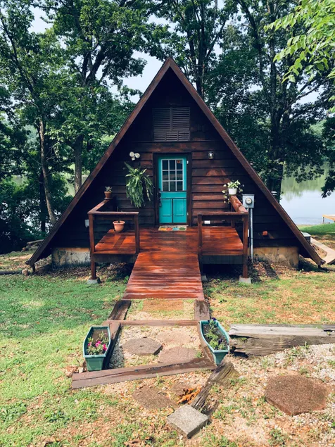 Betz Cabin On Deer Run Lake/Current River - Image 1