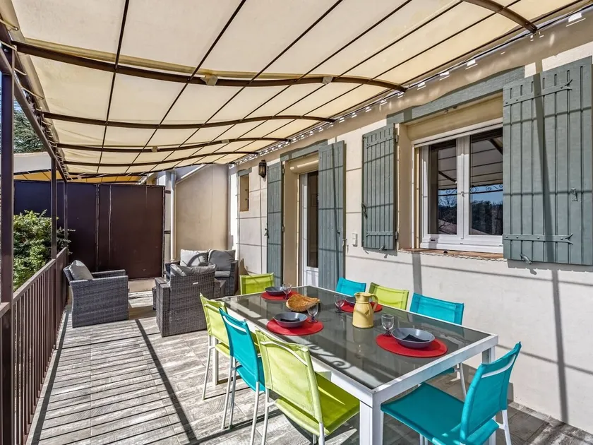 4-person COTTAGE with private POOL in Rustrel (Luberon) - Image 1