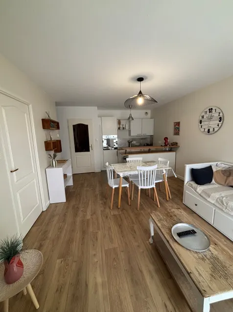 New 42 m2 apartment 2 minutes from the beach - Image 1