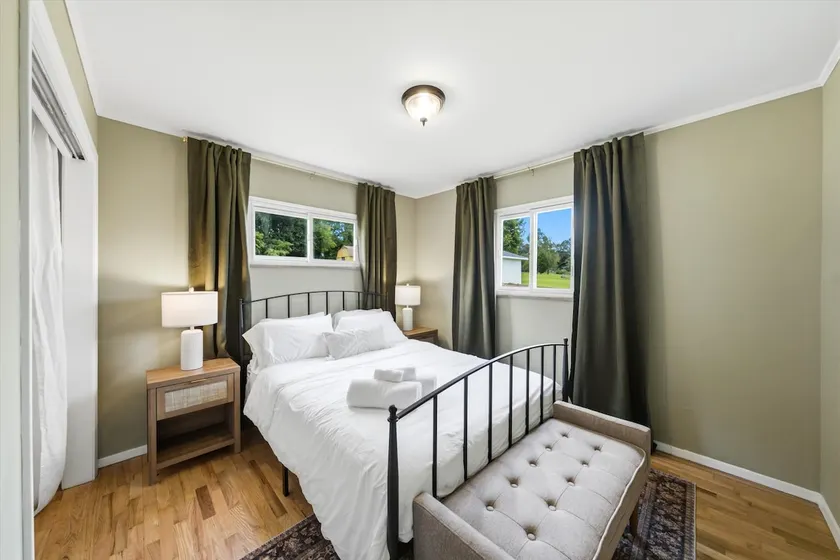 Modern Cottage Retreat Near UT, Airport & Smokies - Image 1