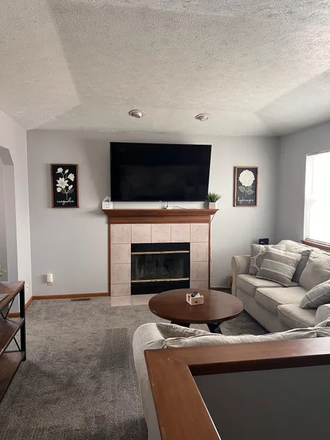 Cozy 3 Bed close to DT for Husker/PBA events - Image 1