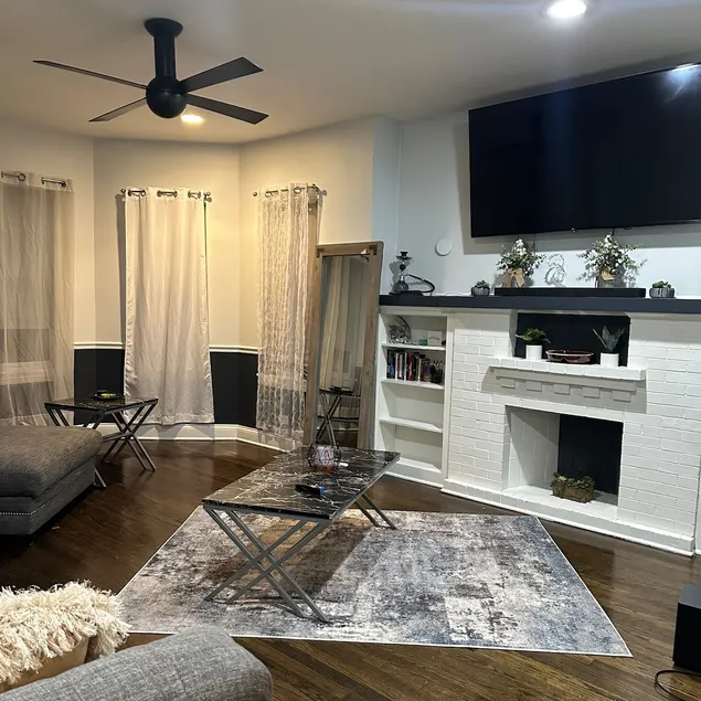 420 at Cheltenham 4BR - Image 1