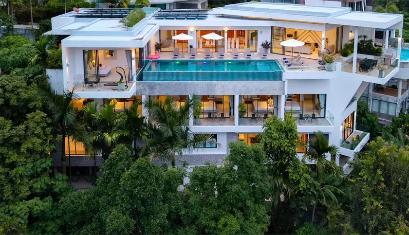 10 bdr luxury villa, sleeps 24, Chef, Ocean views, - Image 1