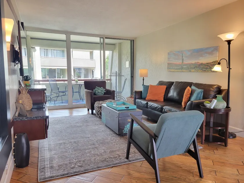 Swanky Condo | Stylish Dark Decor | Heated Pool - Image 1