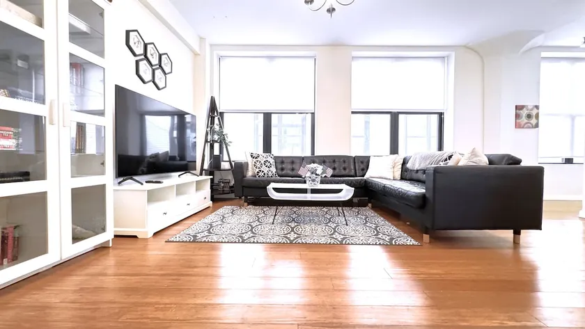 Spacious Sunlit 3BR • Center of Downtown Boston • Family Favorite - Image 1