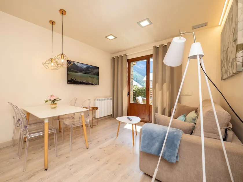 Villa de Plan Apartments&Suites - Image 1