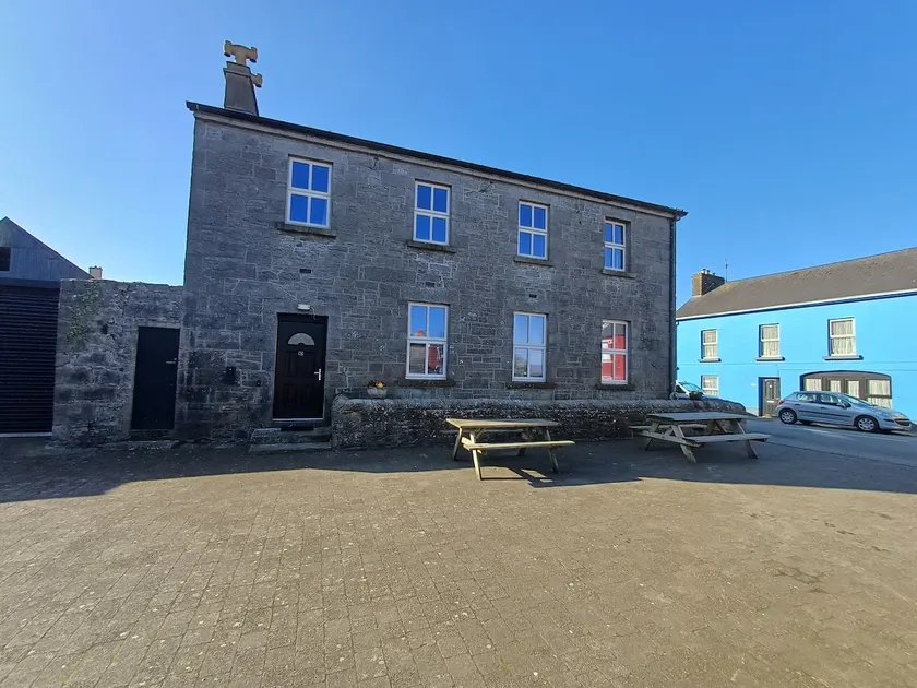 Ben Levy House Rental Suite, Clonbur Village - Image 1