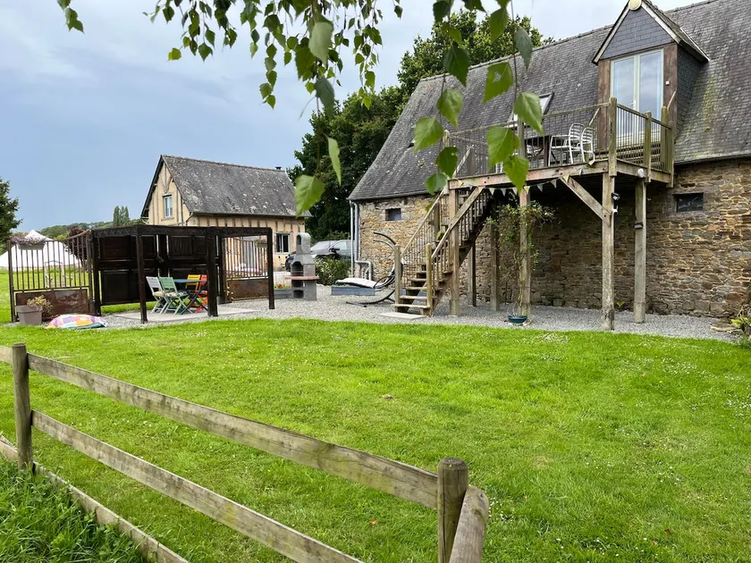 The Loft at Gîtes De Launay. Near Mont St Michel - Image 1