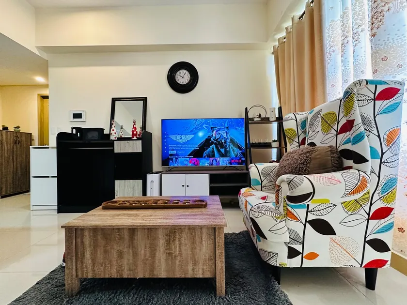 Cozy Twin Lakes Tagaytay by Aliwalas Staycations - Image 1