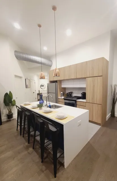 Lovely 2BR/Near Prudential & Newark Penn - Image 1