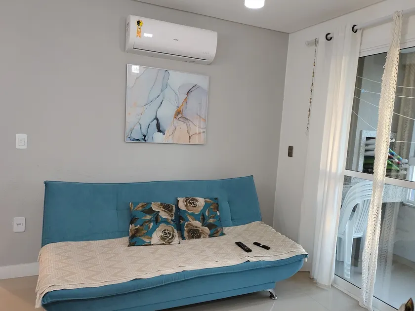 Apartment with one bedroom 300 meters from the sea. - Image 1