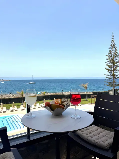 Ocean Front. Heated Pool.2AirCondition - Image 1