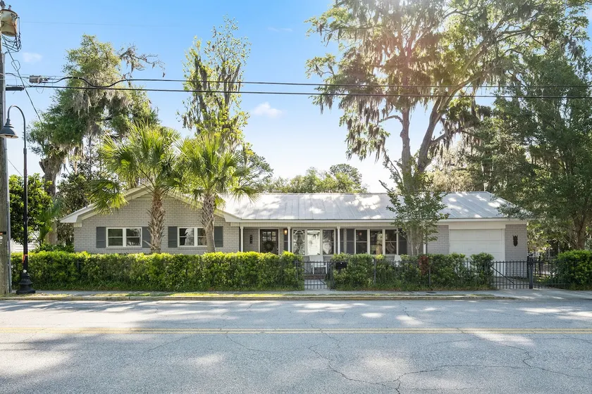 Flot, moderne Getaway i Historic Downtown Beaufort - Image 1