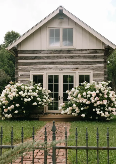 Cabin on the Hill - Image 1
