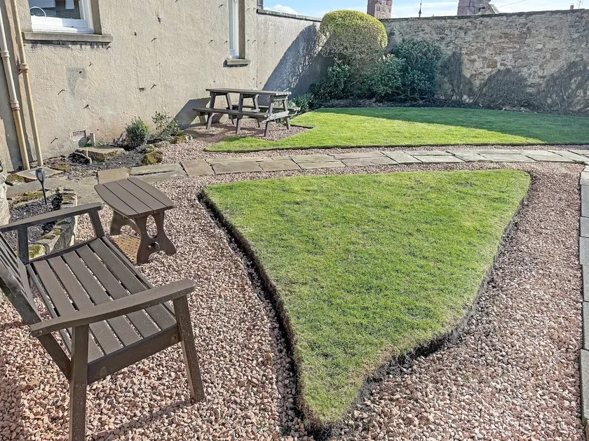 Crail House Apartments - Image 1