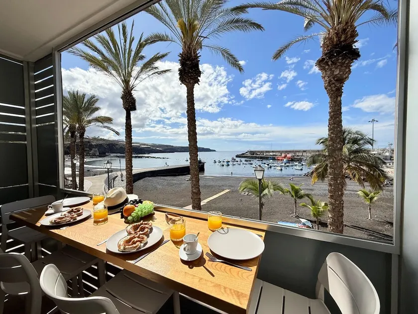 Touching the Sea FREE WIFI by Olax Rentals - Image 1