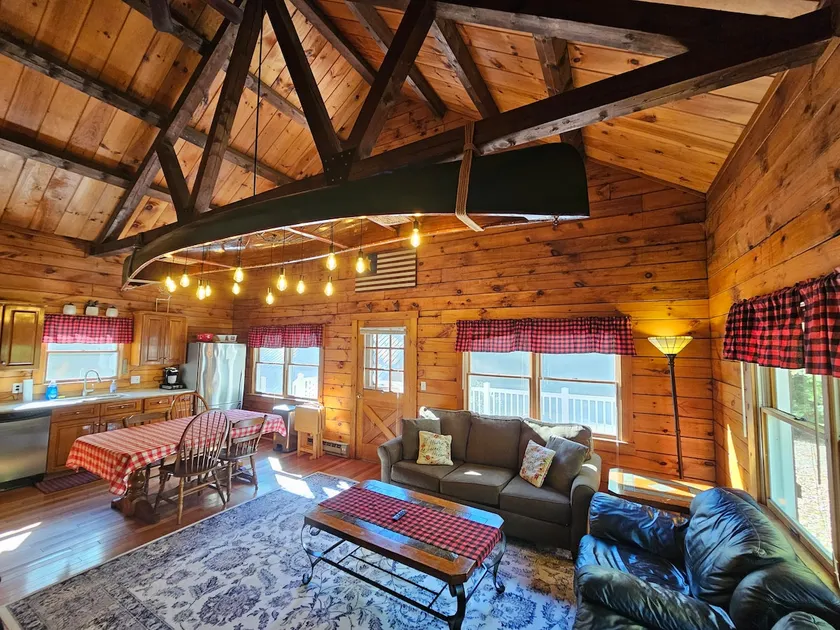 Lazy Moose Log Cabin w/ hot tub, fireplace & lake - Image 1