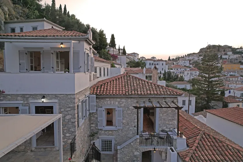 Sea View ~ A Lovely Flat on Hydra Island! - Image 1