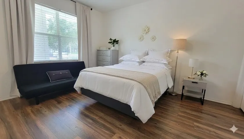 ✨️Spacious with 2 Master suites next to I-75&Mall - Image 1