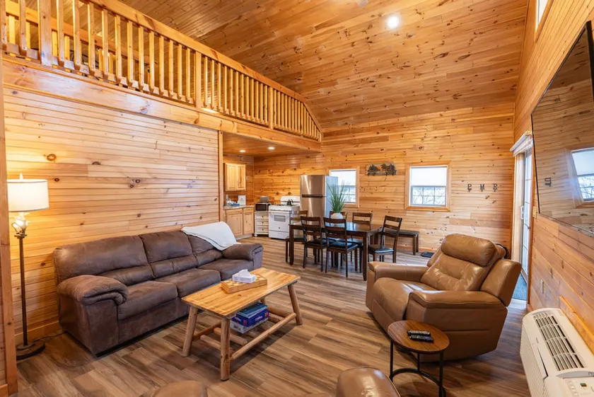 White Mtn Cabin for 14 w/ Lake & Sauna - Image 1
