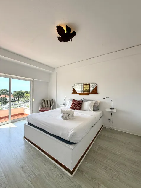 Caparica Beach Charming - Image 1