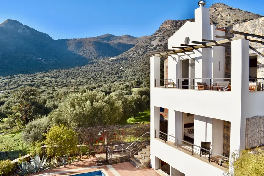 Quiet villa for 6, private pool, garden, 3 bedroom - Image 1