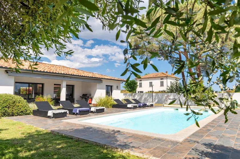 new villa with pool and sea view - Image 1