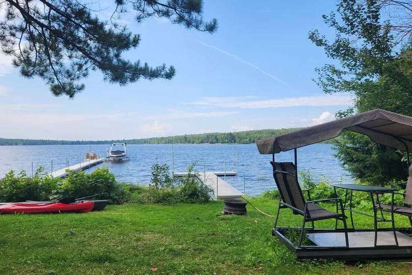 Petit Elgin quay, Lakefront, Fireplace, Hot Tub - Image 1