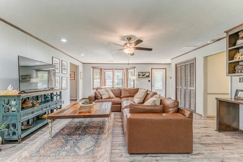 LakePoint Sports Cartersville Bunkhouse - Image 1