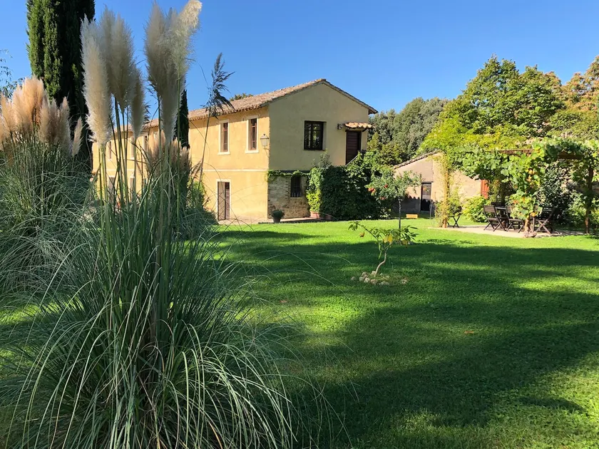 Country Loft – Elegant Countryside Loft with Pool - Image 1
