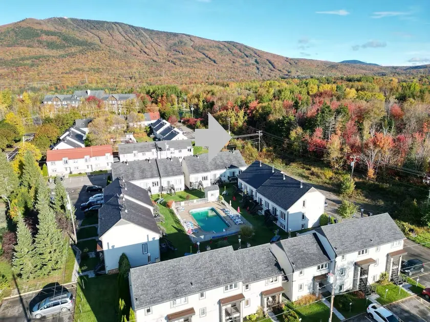 Condostyle – Mountain View - Image 1