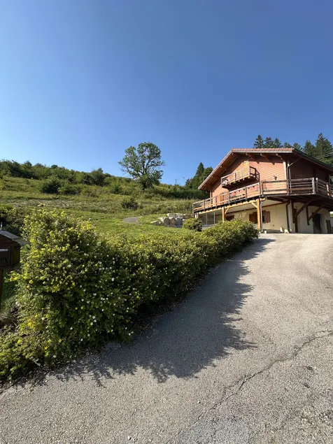 Studio in a chalet with private terrace - Image 1