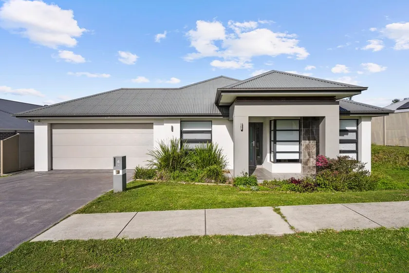 Hunter Valley House - Image 1
