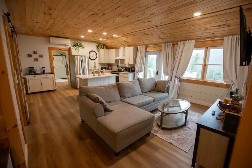 Beautiful Bridgton Apartment - Image 1