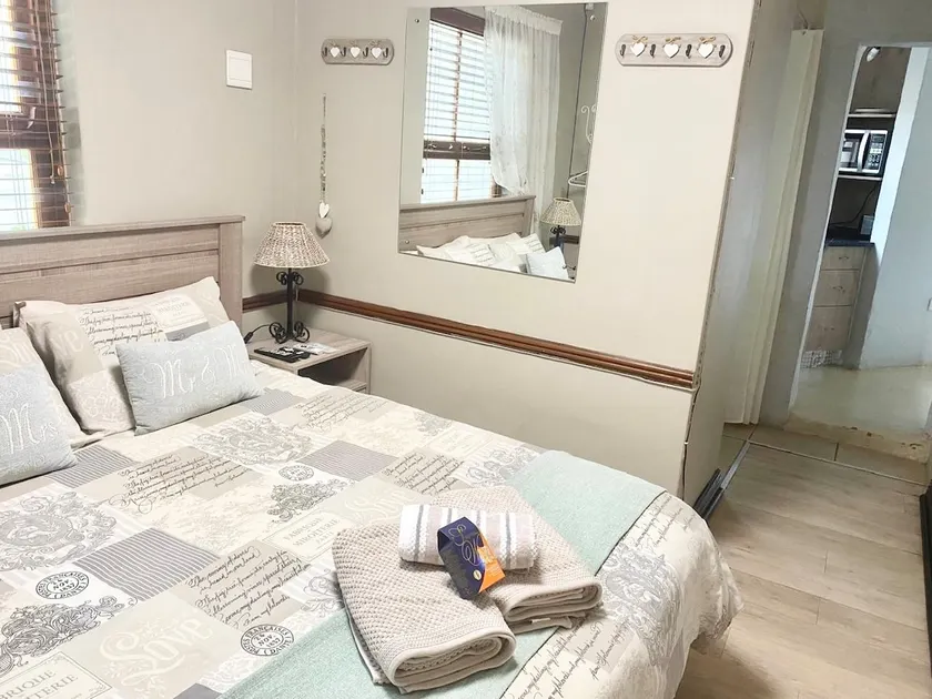 VILLA GUEST SUITE (Solar power, Electric blankets) - Image 1