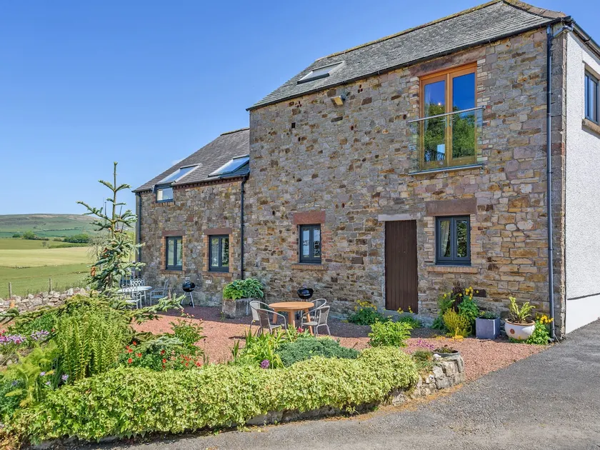 New Park Farm - Church Cottage - Image 1