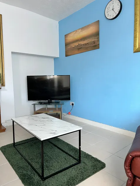 Semi detached - Image 1