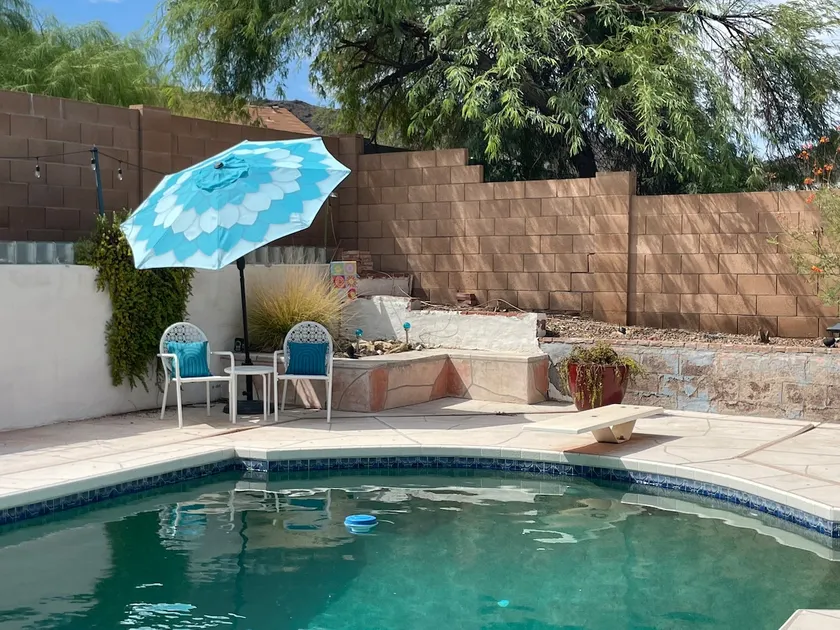 PHX🌵 House - Image 1