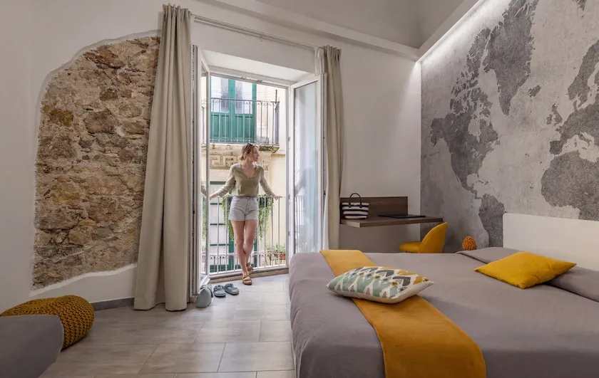Artemide Two-Room Deluxe Apartment 400 m from Parking - Image 1