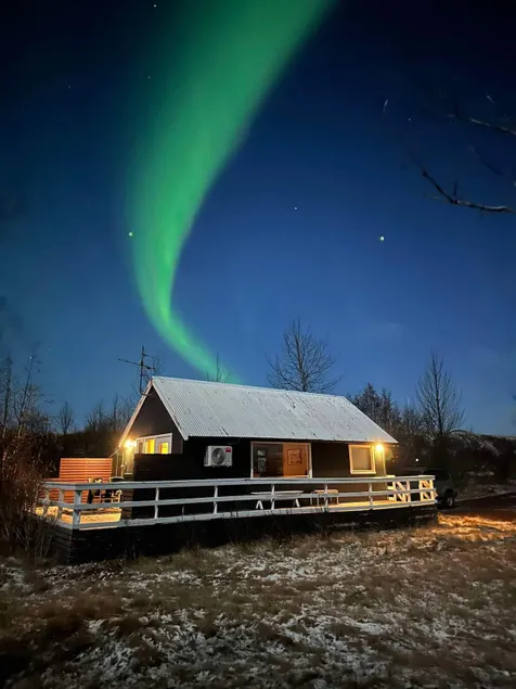 Secluded Cabin on the Waterfront! - Image 1