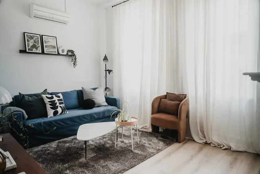 Your home on Smith St Collingwood Melbourne with parking - Image 1